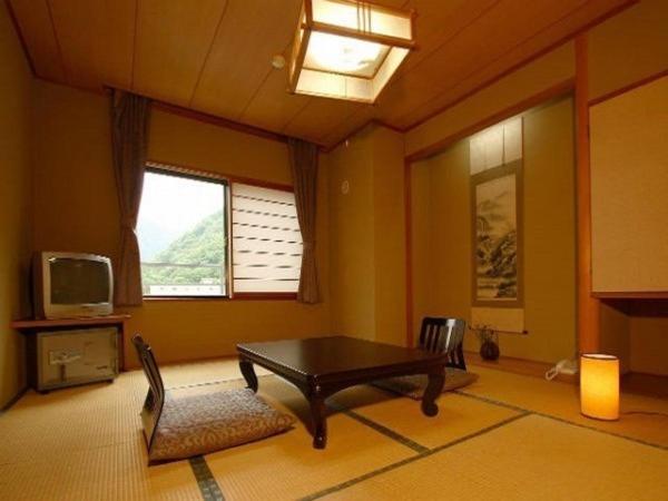 Hotel Bouzantei Kotobuki Ueda Habitación foto